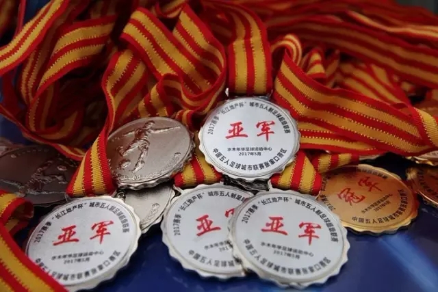 谁是埃弗顿英超历史上出场最多的球员？